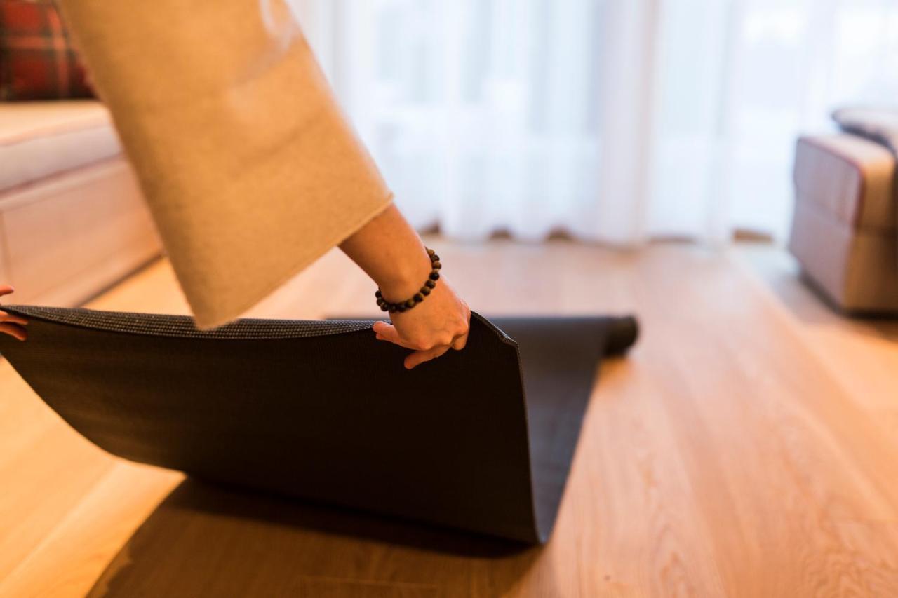 Slow Living Suite - Ferienwohnung Mit Privater Sauna & Garten Fiss Dış mekan fotoğraf