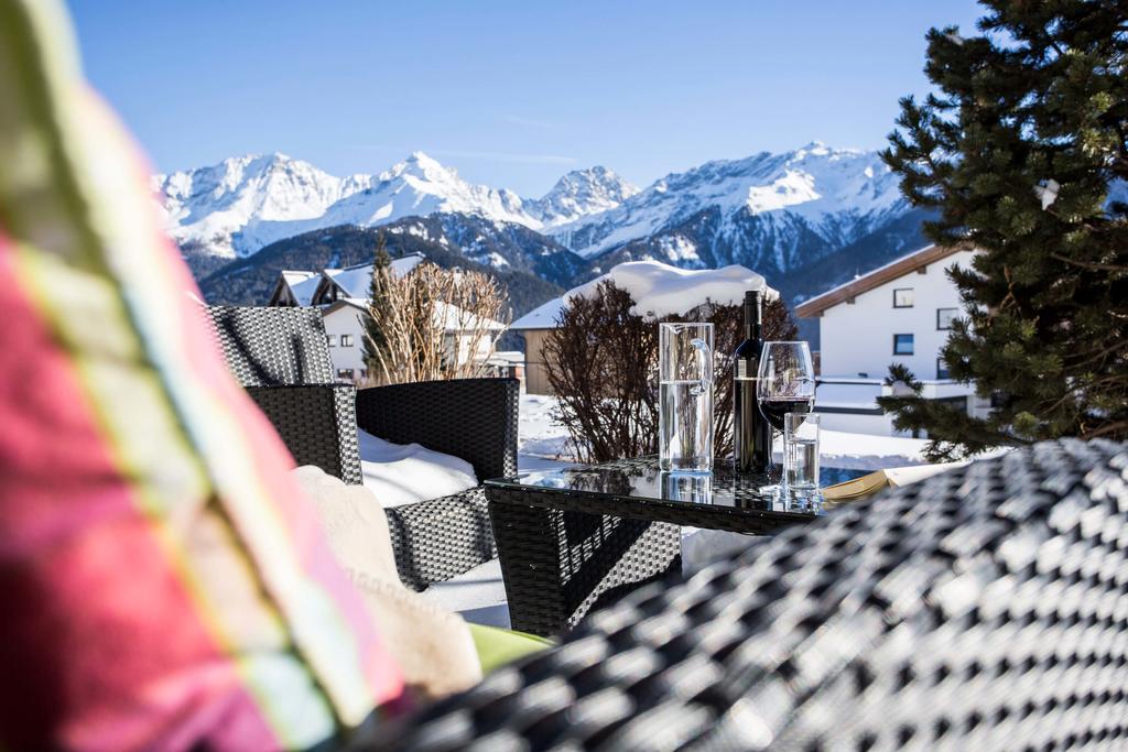 Slow Living Suite - Ferienwohnung Mit Privater Sauna & Garten Fiss Dış mekan fotoğraf